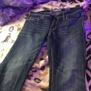 Men’s buckle jeans